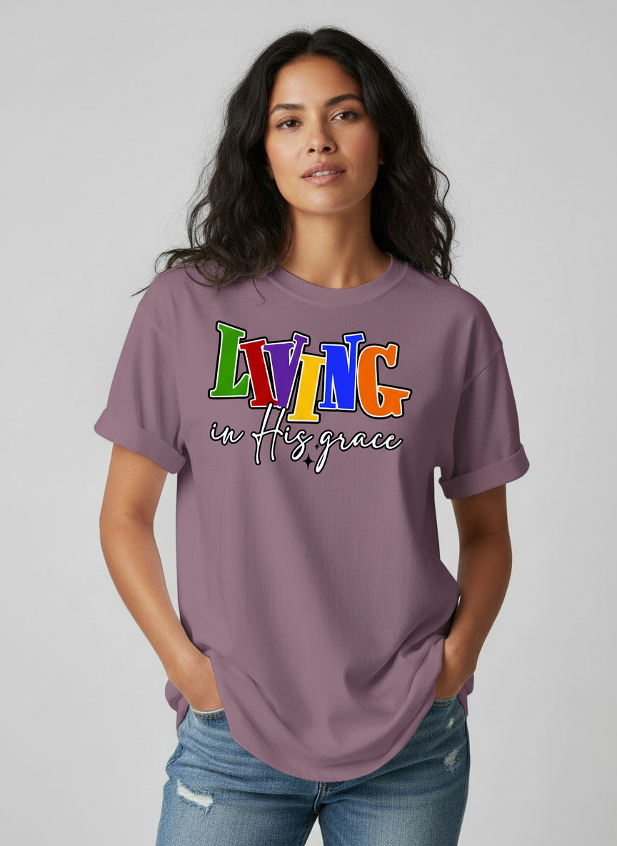 Living in his Grace Tee