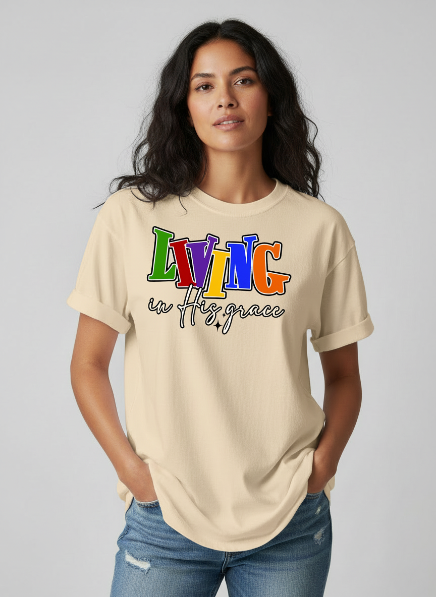 Living in his Grace Tee